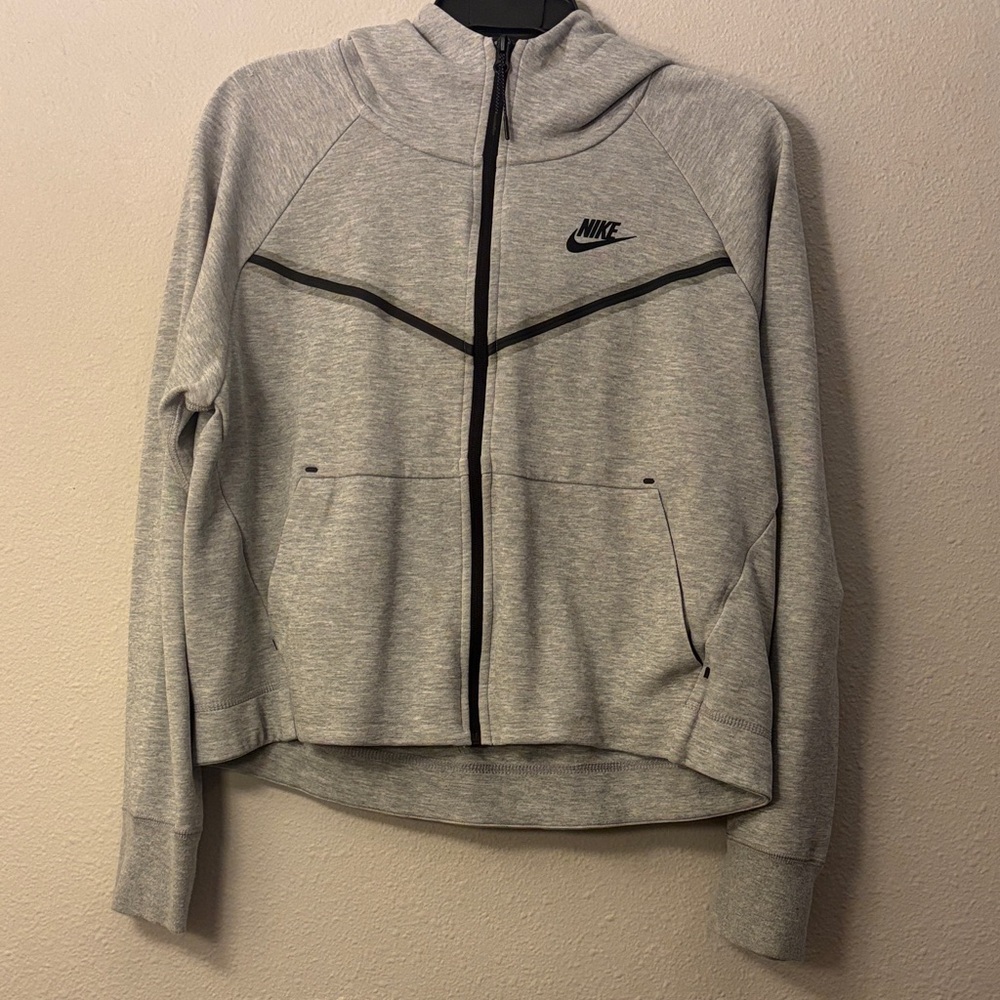 Nike Women's Light Gray Full-Zip Hoodie